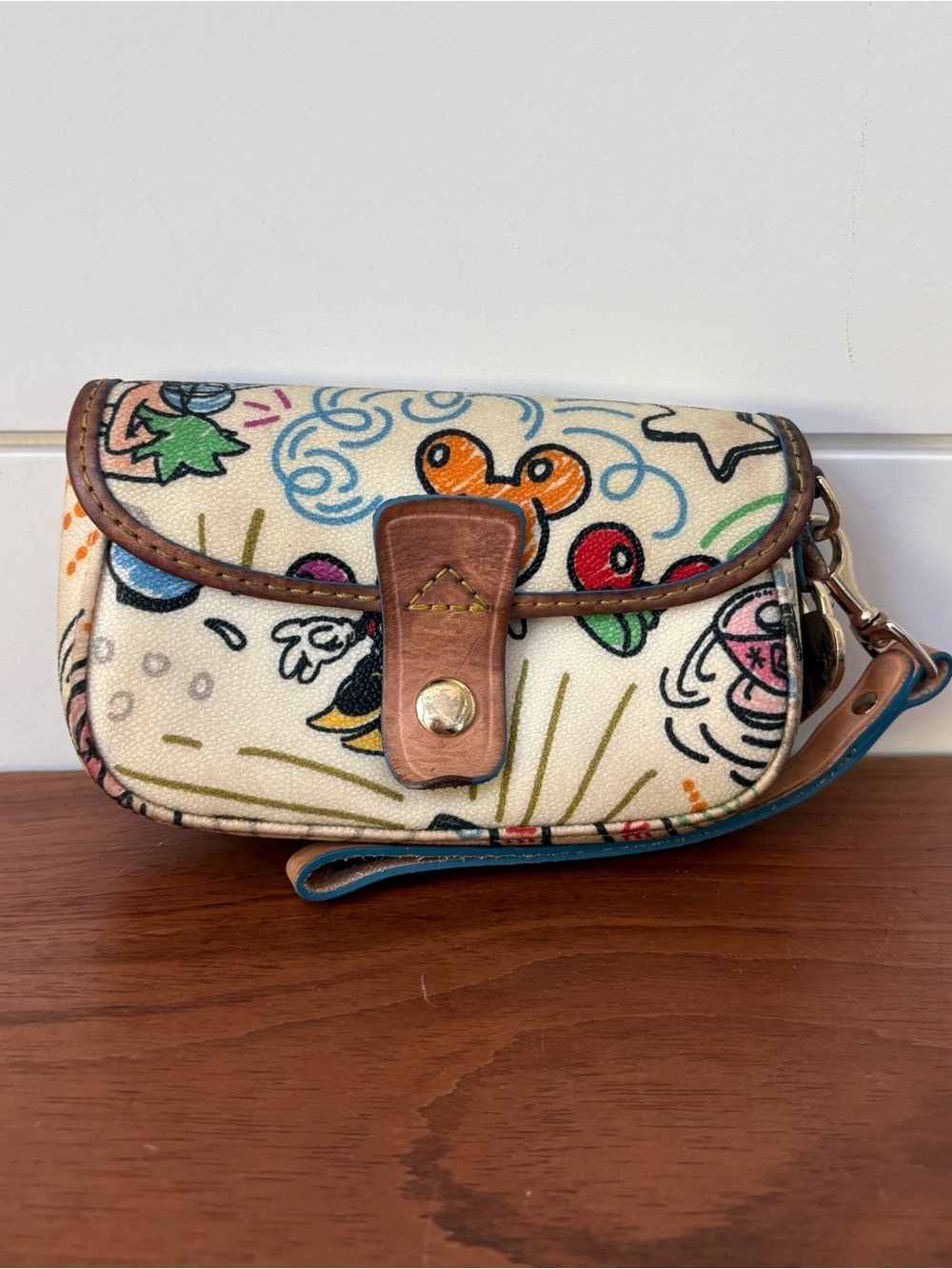 Dooney & Bourke Disney Parks Sketch Wristlet Bag Tinker Bell Minnie Mouse Heart